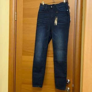 Bebe jeans. NWT. Size 28